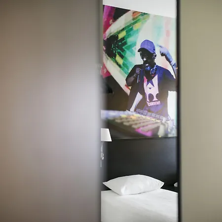 Hotel Comfort Lt - Rock 'n' Roll 3*