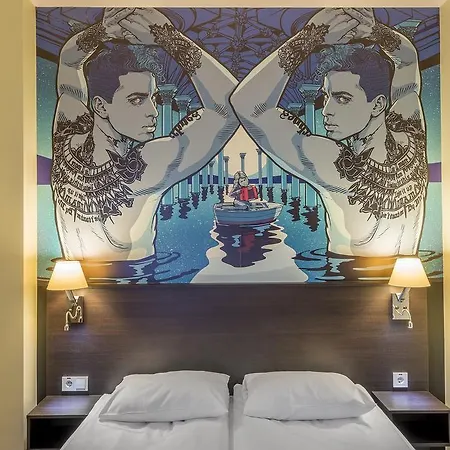 Comfort Lt - Rock 'n' Roll Hotel 3*
