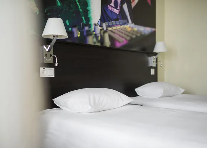 Comfort Lt - Rock 'n' Roll 3*