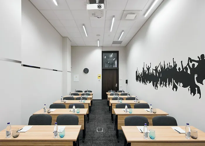 Comfort Lt - Rock 'n' Roll Hotel 3*